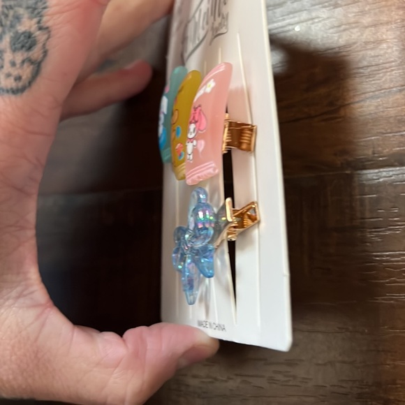 NWT Sanrio Hair Clips! - Picture 3 of 4